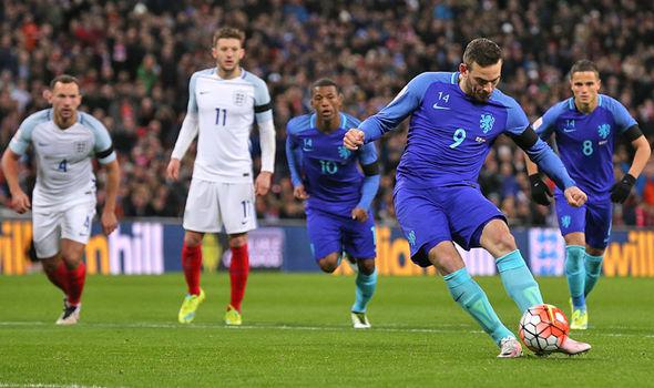 各队需在精 各队需在精